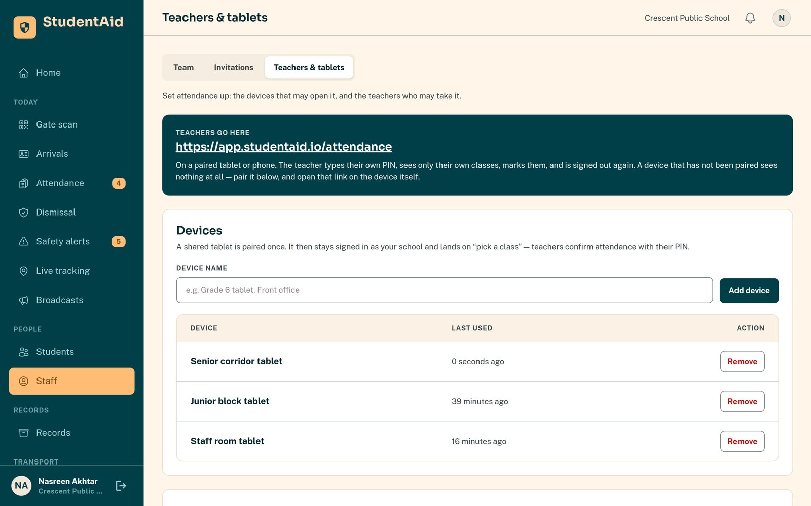 Teachers, codes and paired tablets in the school portal